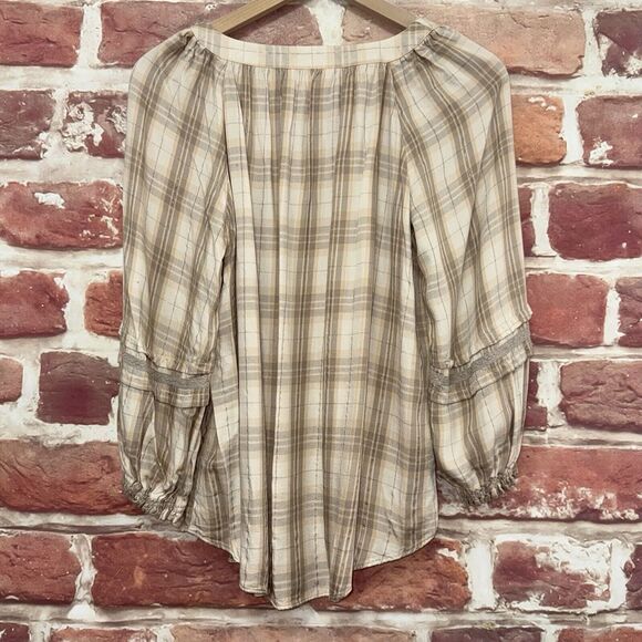 LC Lauren Conrad Top Women's Small Tan White Multicolor Plaid Metallic Shirt - Picture 2 of 8